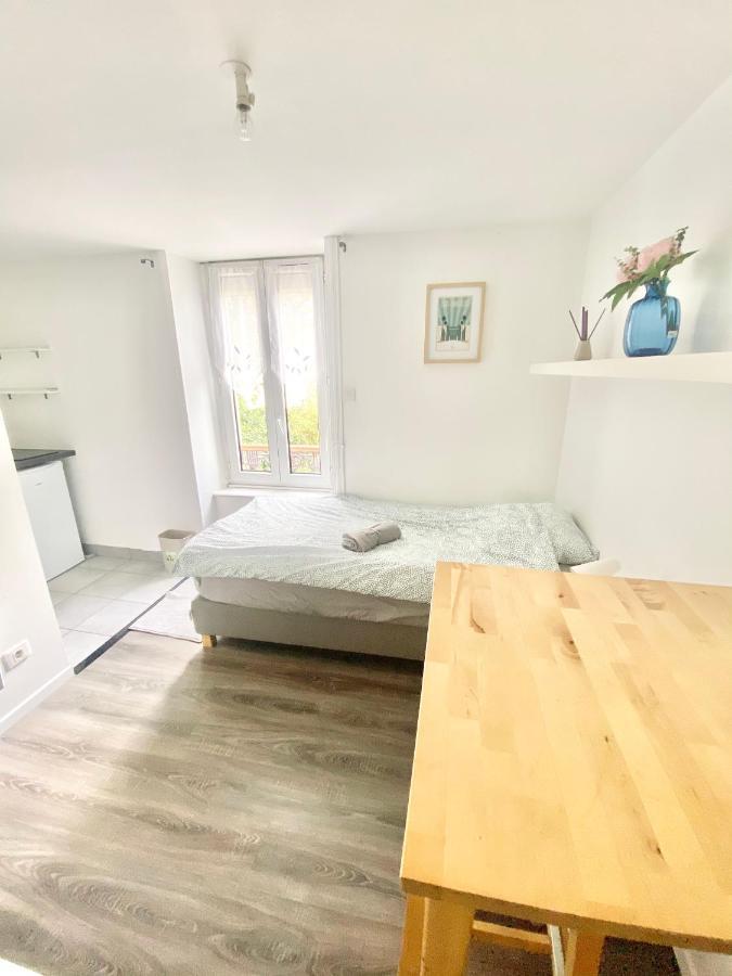 Studios Meubles Brest Keruscun Eksteriør bilde