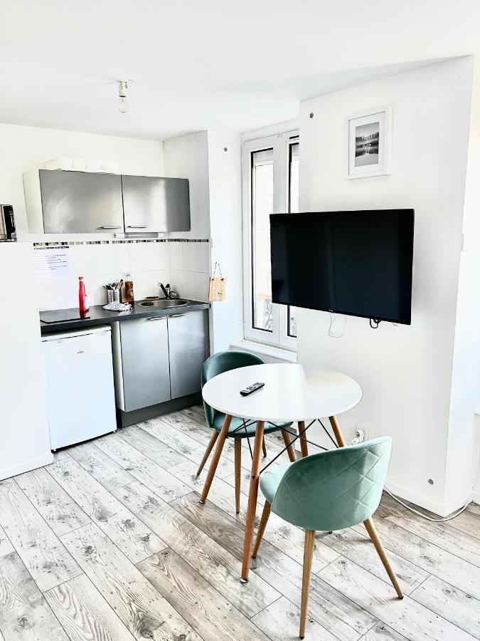 Studios Meubles Brest Keruscun Eksteriør bilde